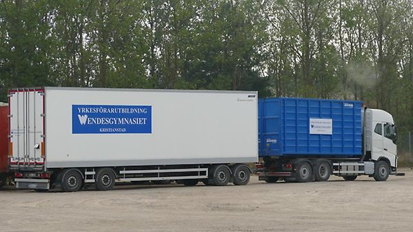 Lastbilskörning på Wendesgymnasiets fordons- och transportprogram.